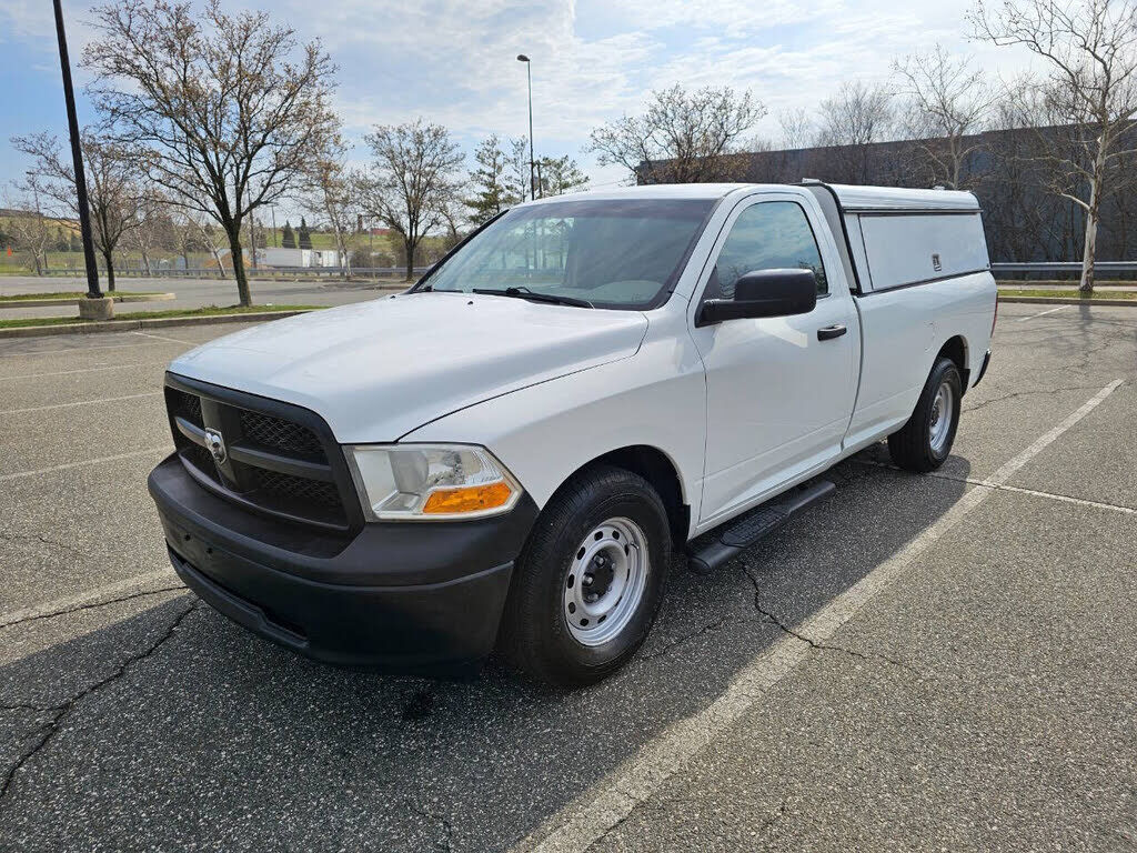2012 DODGE Ram