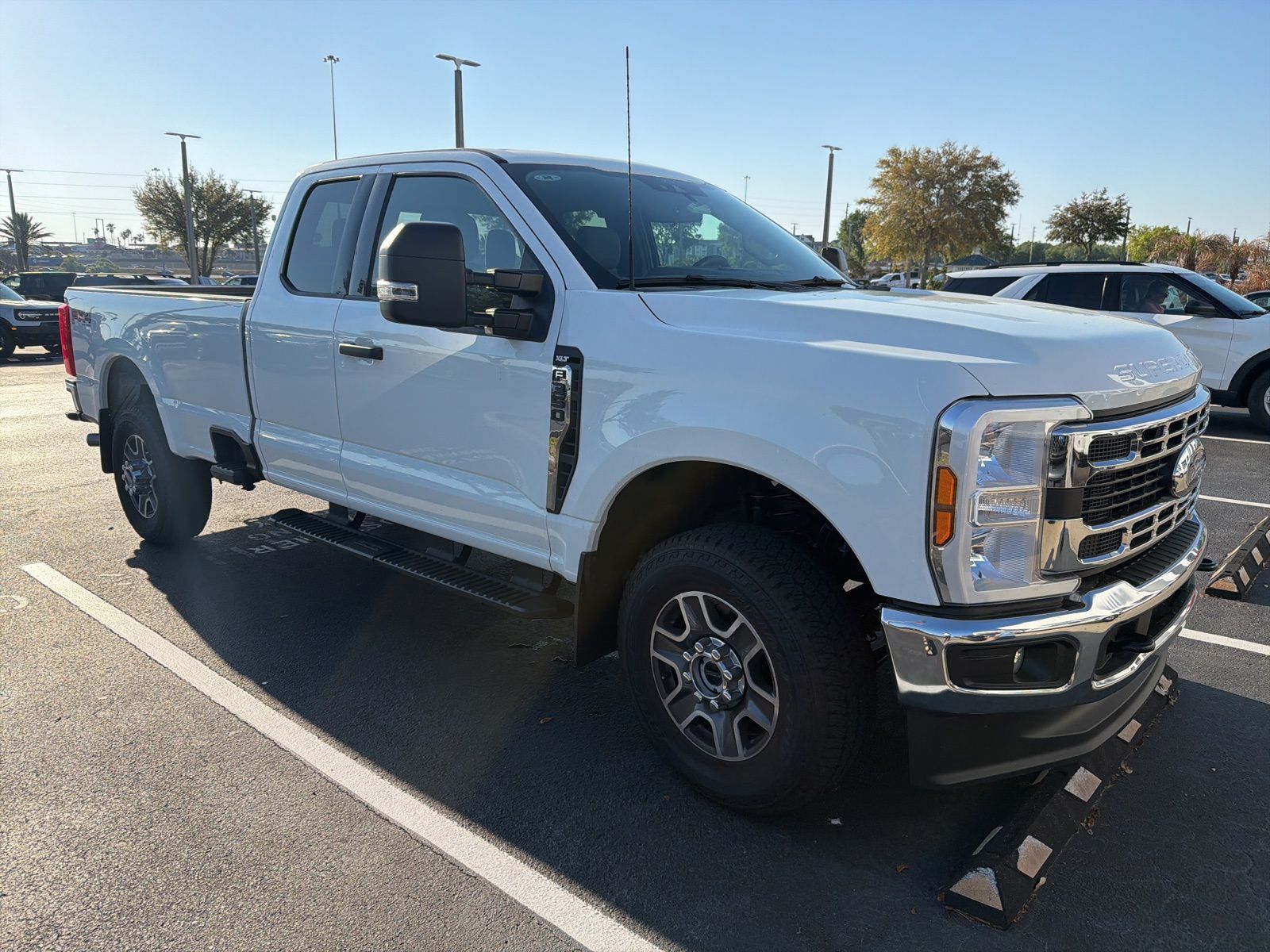 2025 FORD F-350