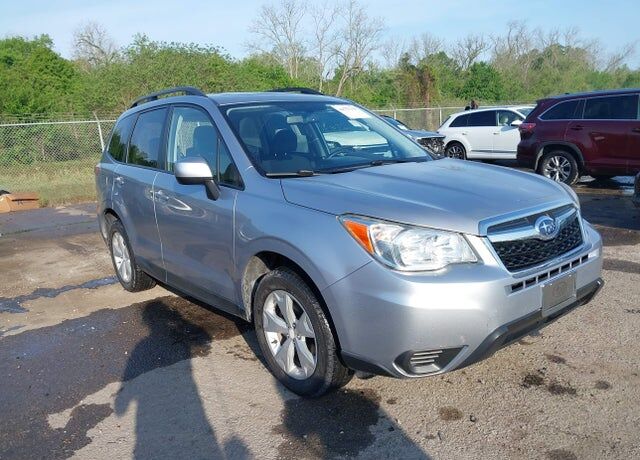 2016 SUBARU Forester