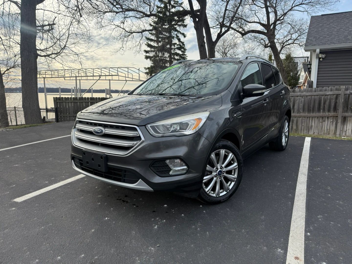 2017 FORD Escape