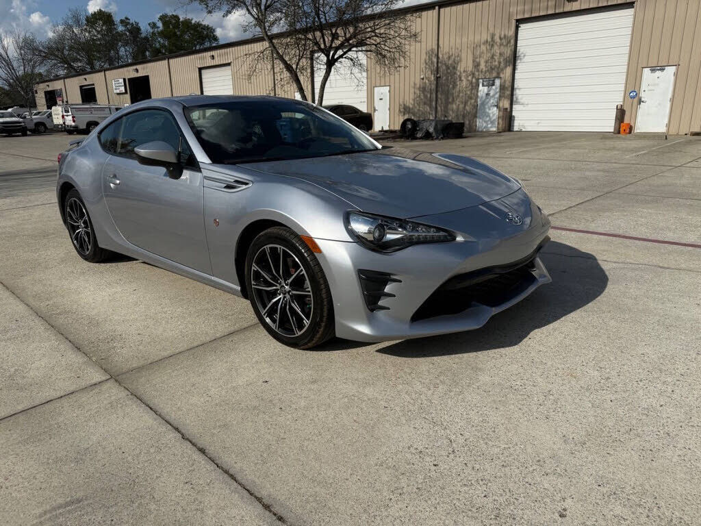 2017 TOYOTA 86