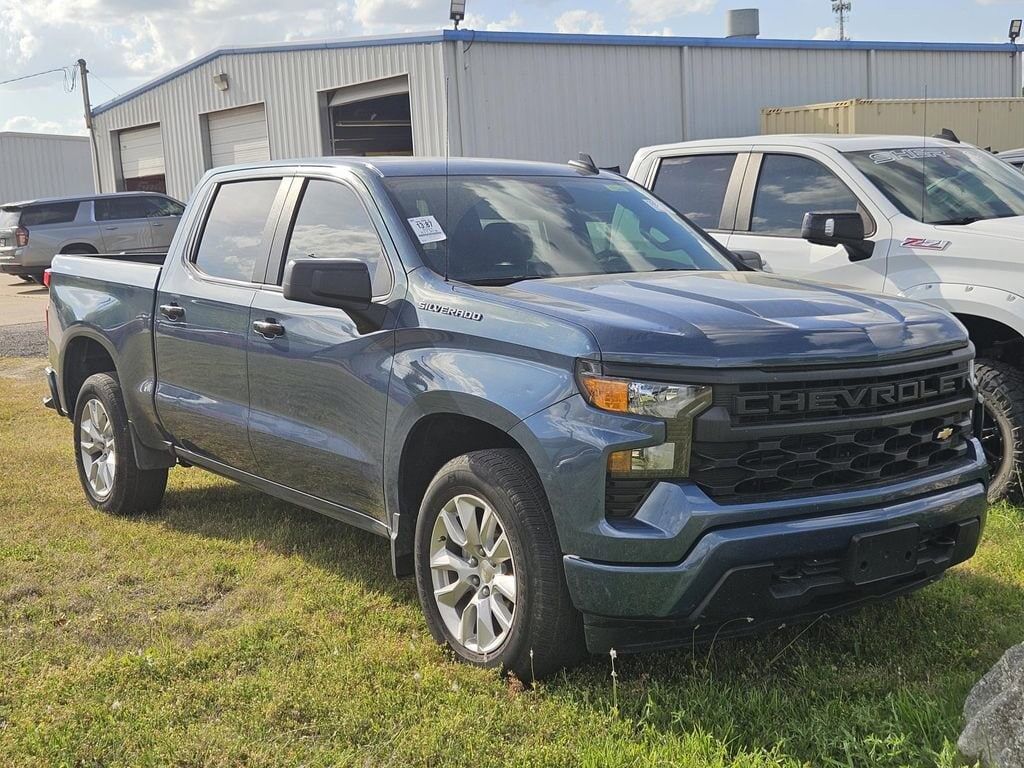 2024 CHEVROLET Silverado