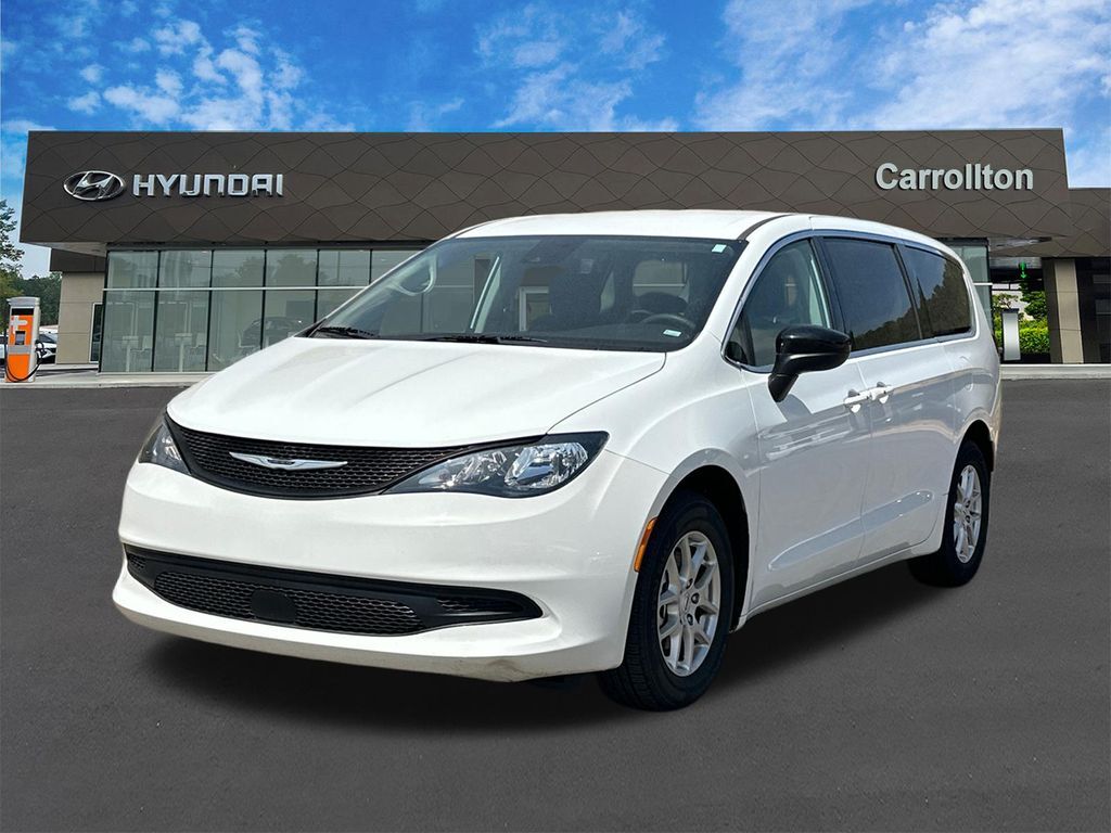 2024 CHRYSLER Voyager