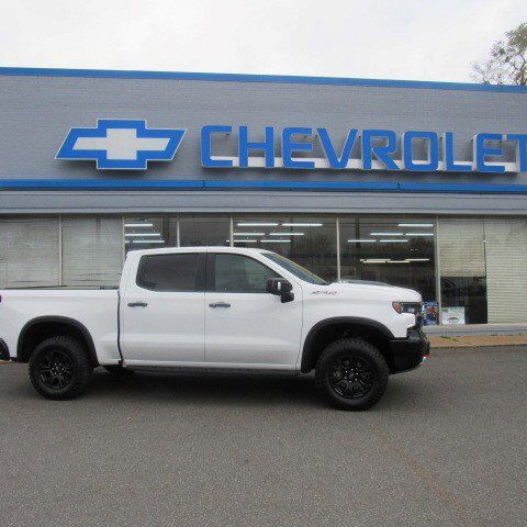 2023 CHEVROLET Silverado