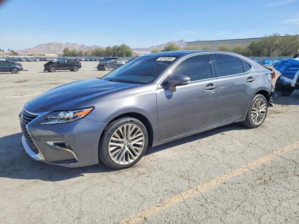 2018 LEXUS ES