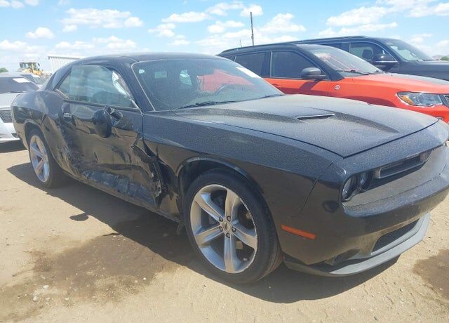 2017 DODGE Challenger