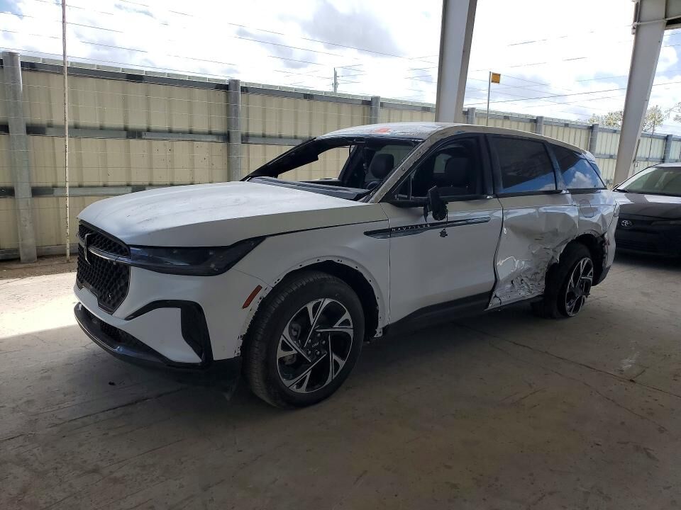 2024 LINCOLN Nautilus