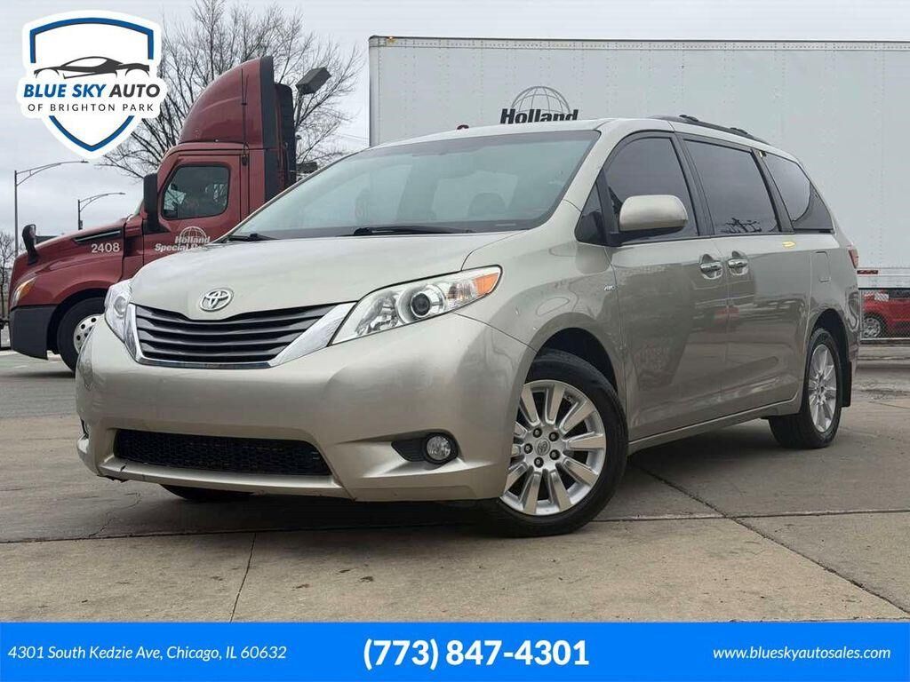 2016 TOYOTA Sienna