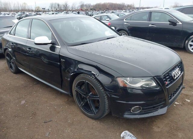 2010 AUDI S4
