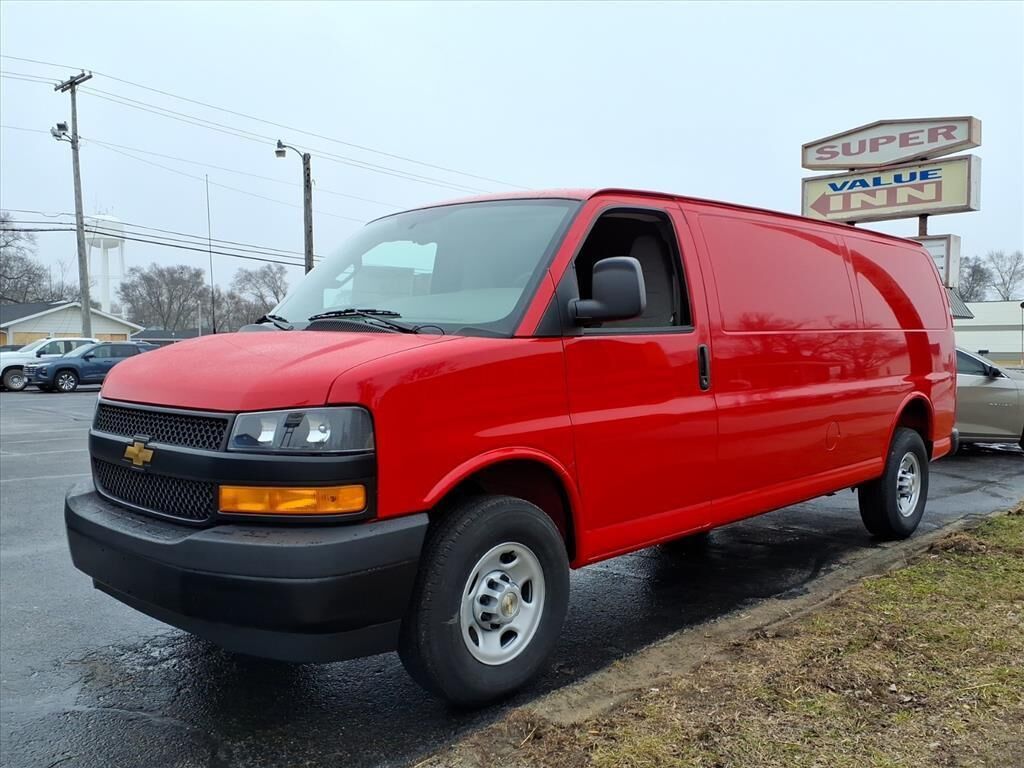 2026 CHEVROLET Express