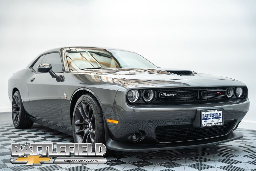 2021 DODGE Challenger