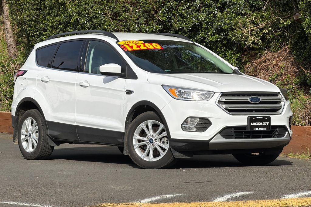2018 FORD Escape