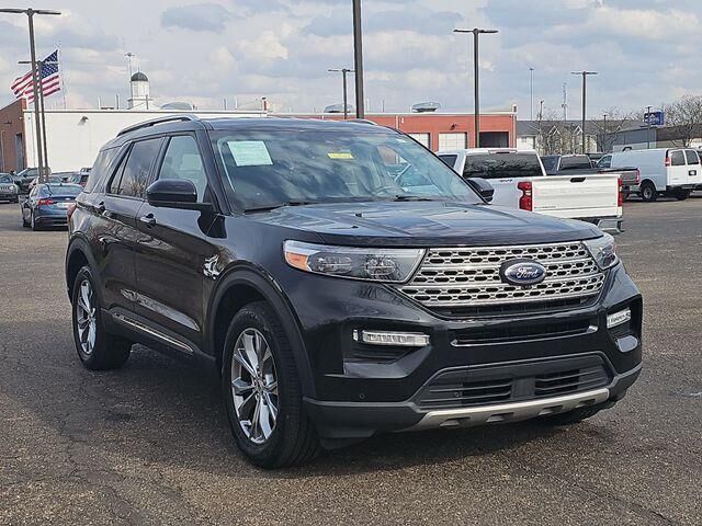2022 FORD Explorer