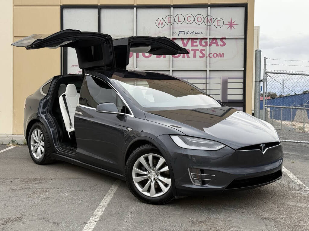 2018 TESLA Model X