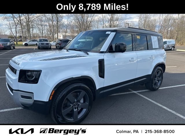 2025 LAND ROVER Defender