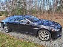 2016 JAGUAR XJ