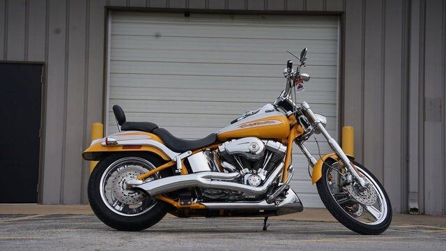 2004 HARLEY DAVIDSON CVO Softail Deuce 2