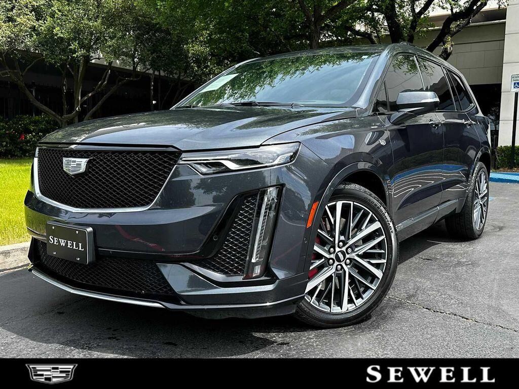 2022 CADILLAC XT6