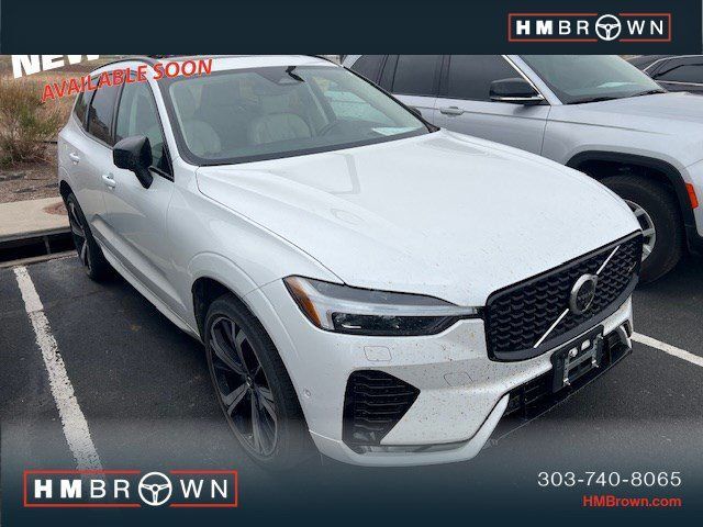 2023 VOLVO XC60