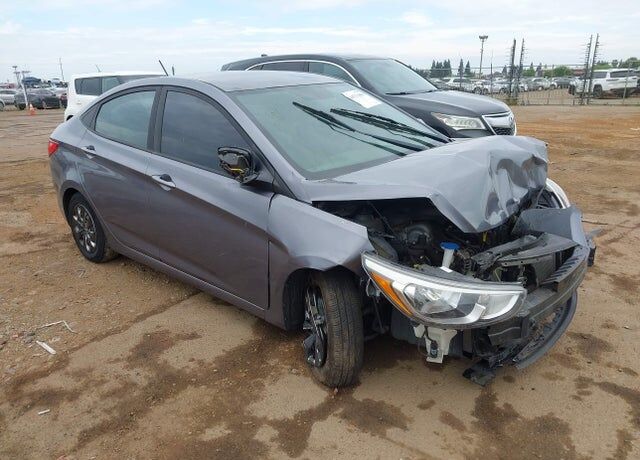 2016 HYUNDAI Accent
