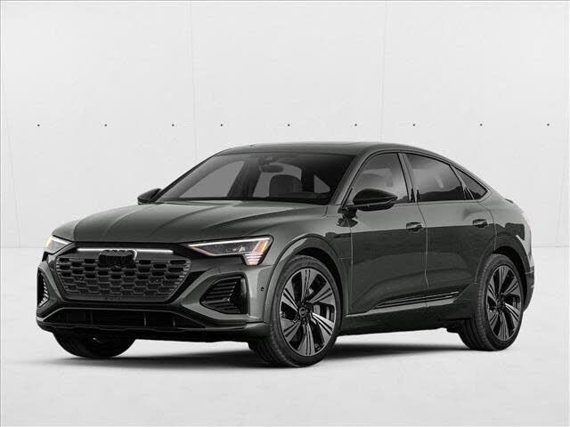 2024 AUDI Q8