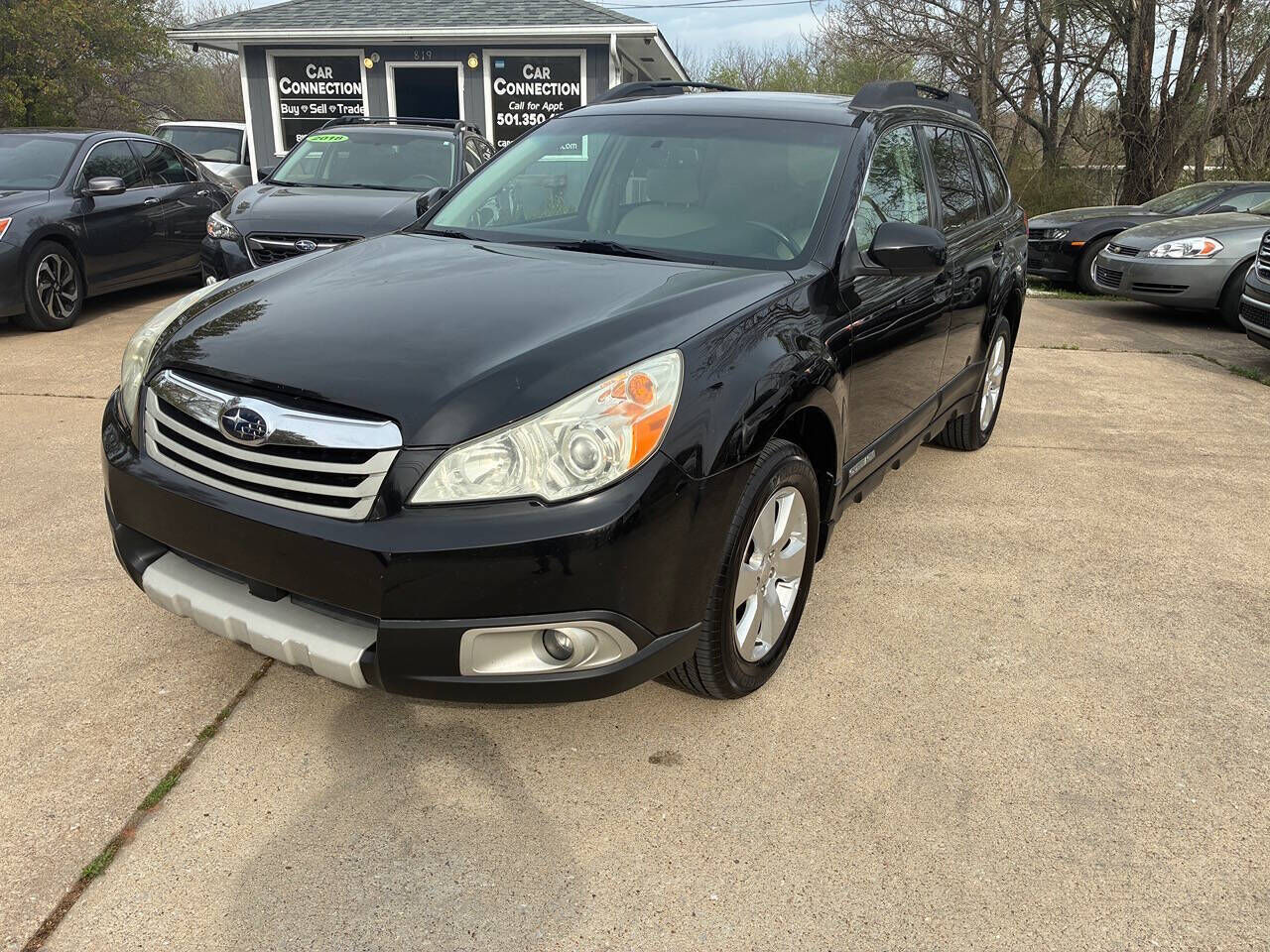 2011 SUBARU Outback