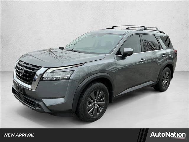 2022 NISSAN Pathfinder