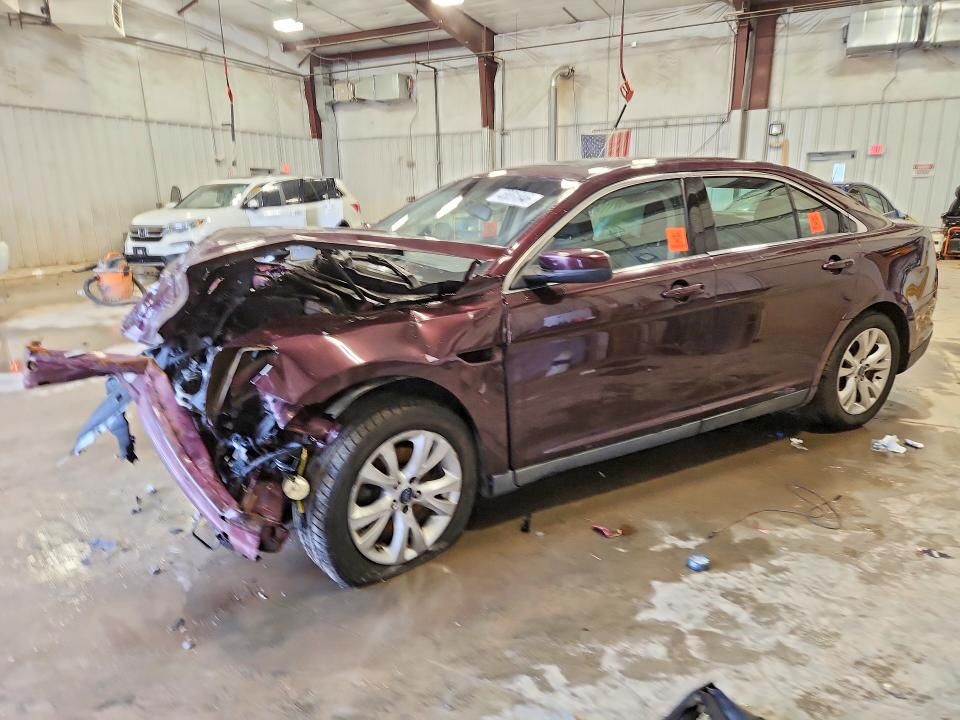 2011 FORD Taurus