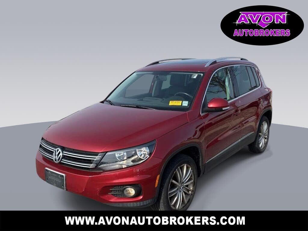2012 VOLKSWAGEN Tiguan