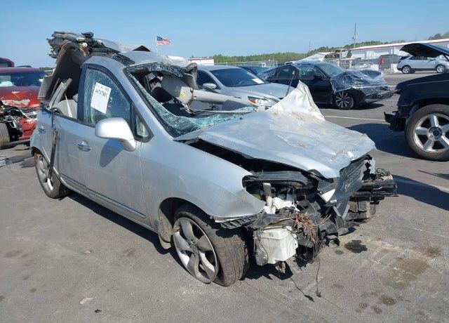2008 KIA Rondo