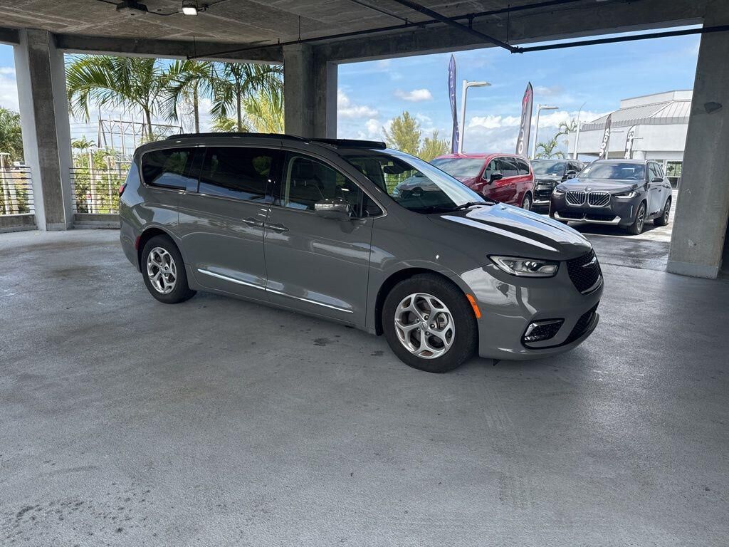 2022 CHRYSLER Pacifica