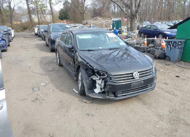 2016 VOLKSWAGEN Passat