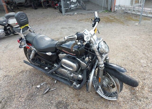 2005 HARLEY DAVIDSON Sportster 1200 Custom