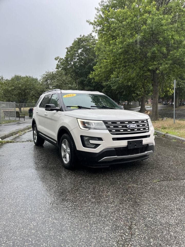 2016 FORD Explorer