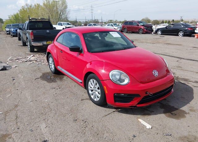 2018 VOLKSWAGEN Beetle