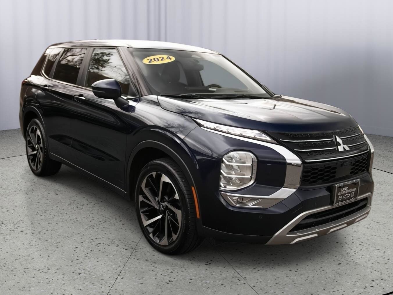 2024 MITSUBISHI Outlander