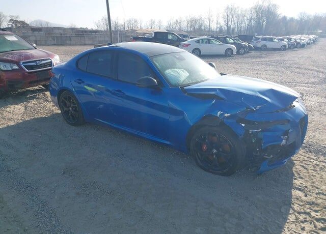 2020 ALFA ROMEO Giulia