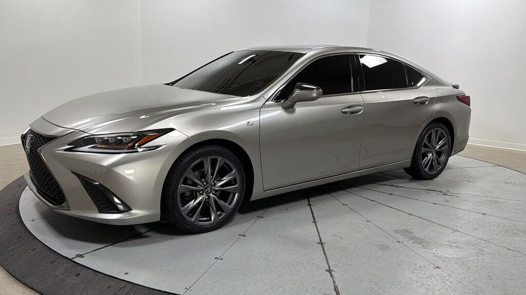 2020 LEXUS ES