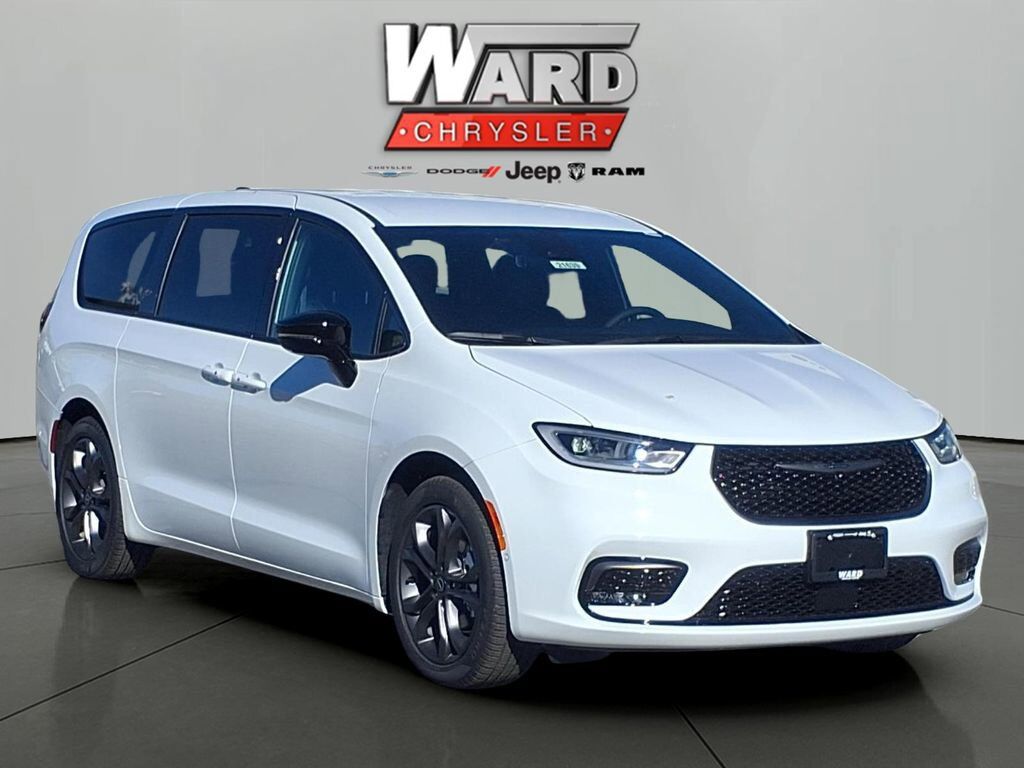 2025 CHRYSLER Pacifica