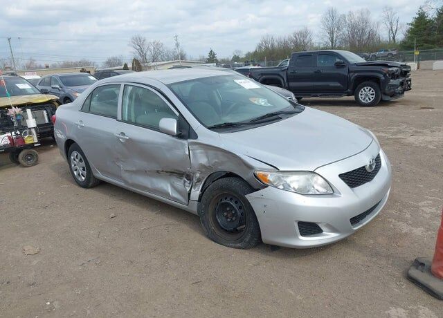 2010 TOYOTA Corolla