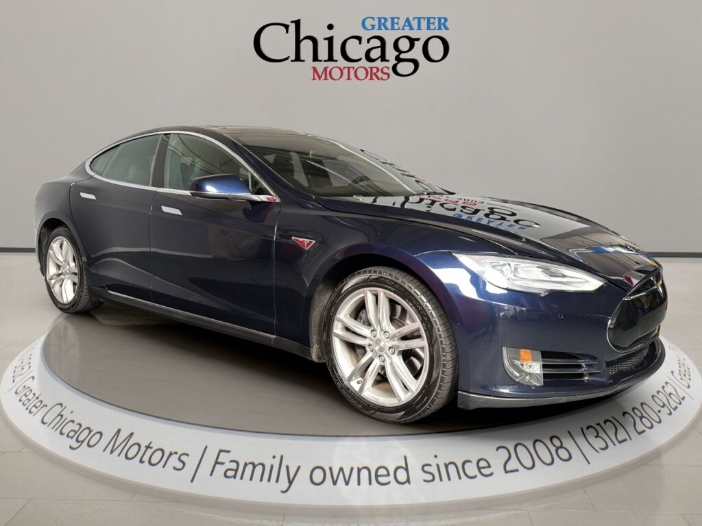 2015 TESLA Model S