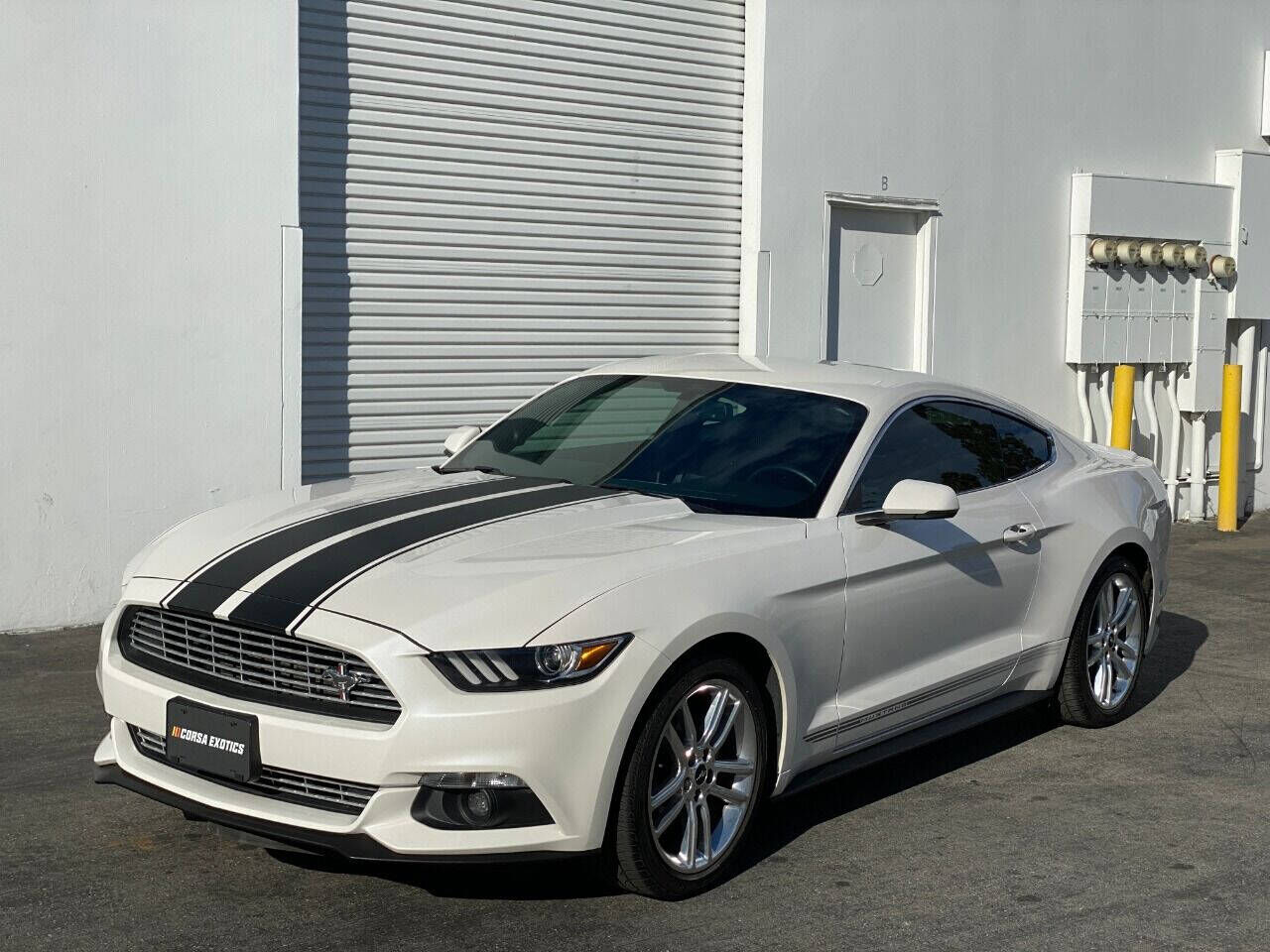 2017 FORD Mustang