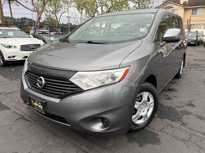 2016 NISSAN Quest