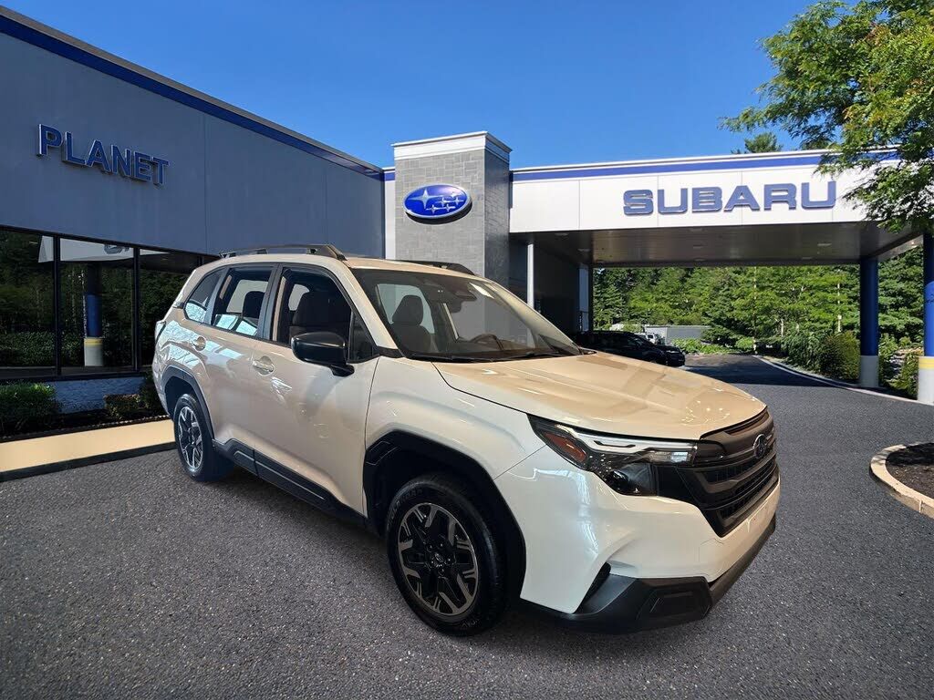 2025 SUBARU Forester