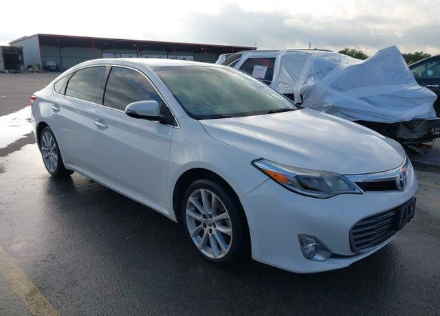 2014 TOYOTA Avalon