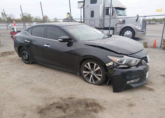 2017 NISSAN Maxima