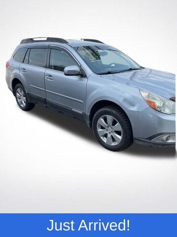 2012 SUBARU Outback