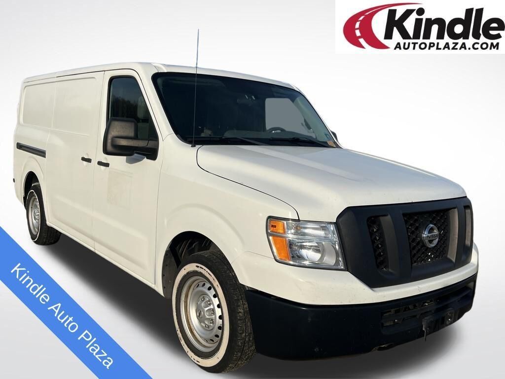 2014 NISSAN NV