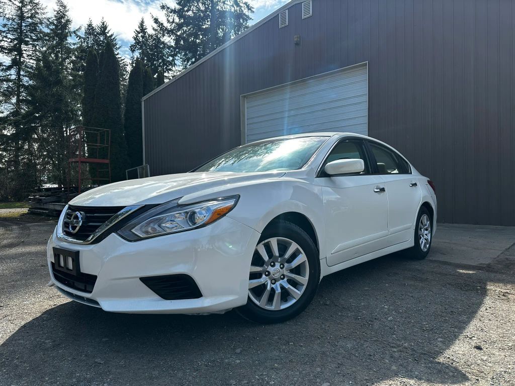 2017 NISSAN Altima