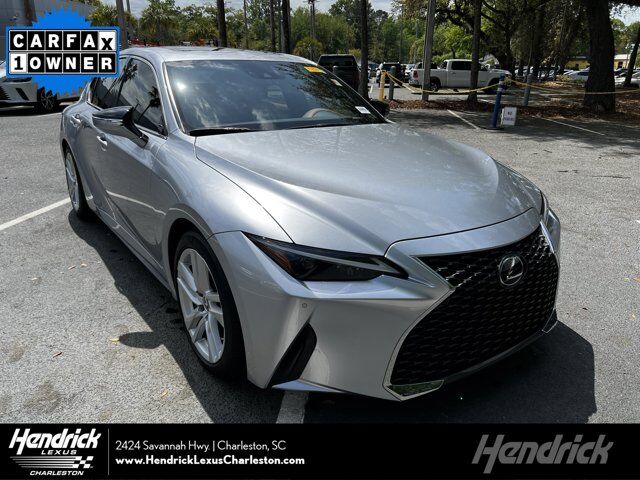 2024 LEXUS IS